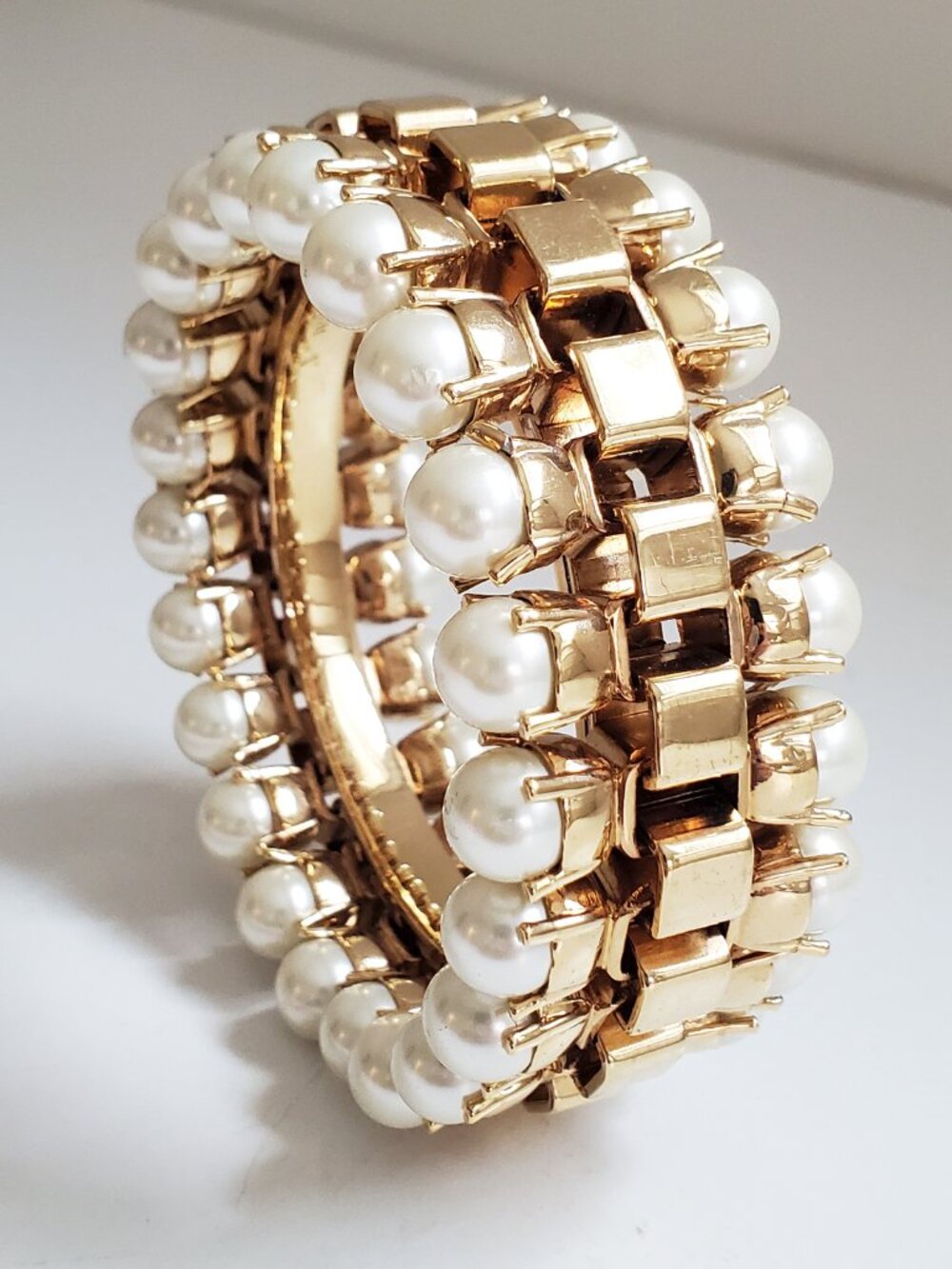 Mawi of London Jewelry Pearl Gold Bangle NWOT